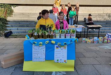 Sponsorloop en markt voor Oekraïne